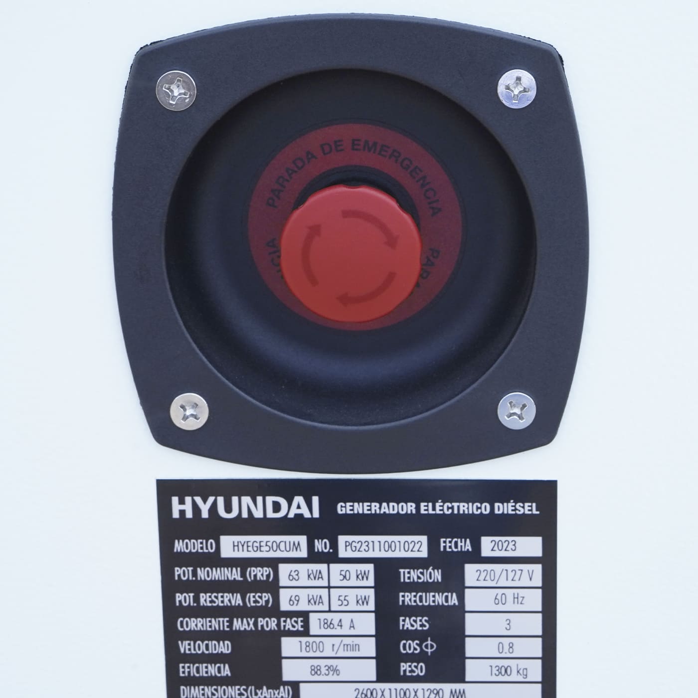 Generador Estacionario Planta de Emergencia 50kw 63kva Motor Cummins a Diesel Tablero de Transferencia ATS Trifasico 220v Hyundai HYEGE50CUM