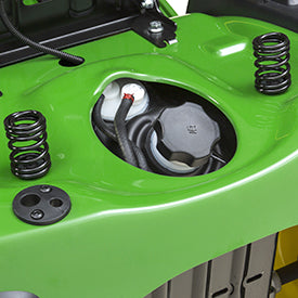 Tractor Podador 54 pulgadas John Deere S180 24 HP, Corte de 137 cm y Confort Premium tanque