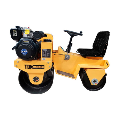 Rodillo Vibratorio Profesional Doble Rodillo Tdk Machinery Hombre a Bordo Con Motor Diésel 12 Hp – Tdkr950